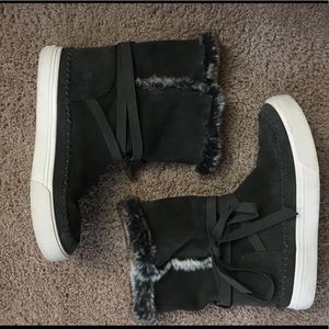 TOMS suede boots